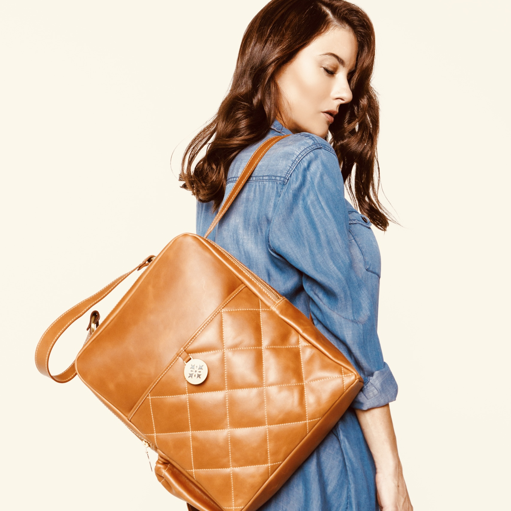 MOCHILA_POLY_TOFFEE_1.png
