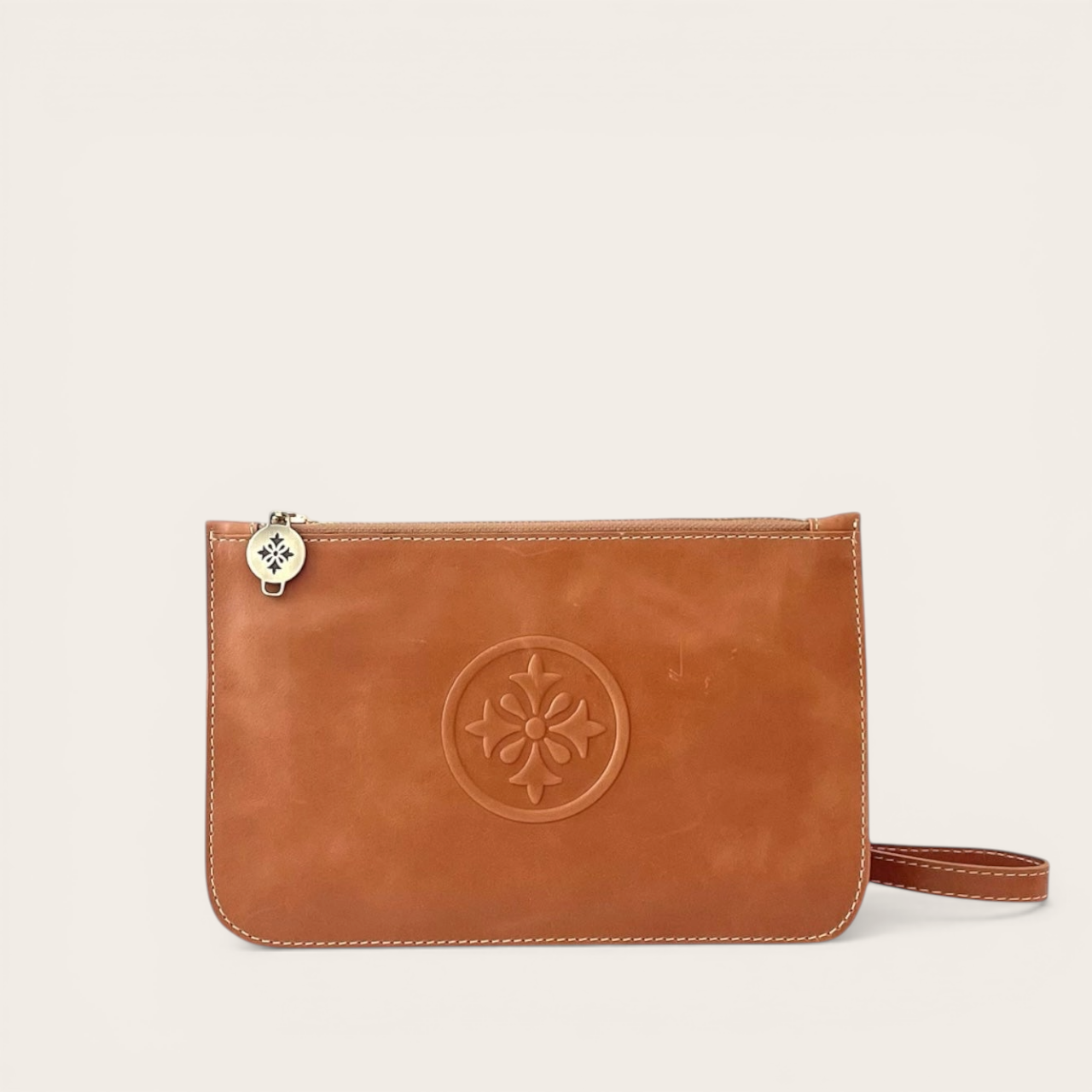 LARA CLUTCH