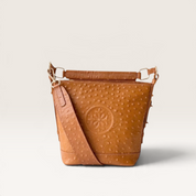 FILIPPA LUXX LUNARES · Cartera de cuero natural