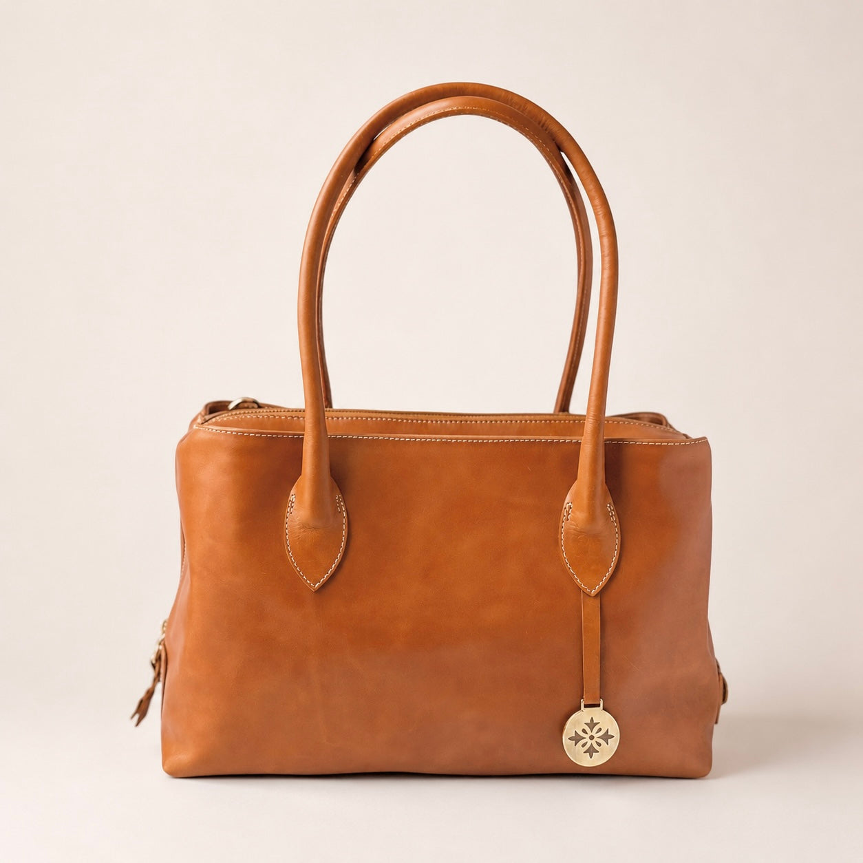 ADELLE — Cartera Ejecutiva de Cuero Natural