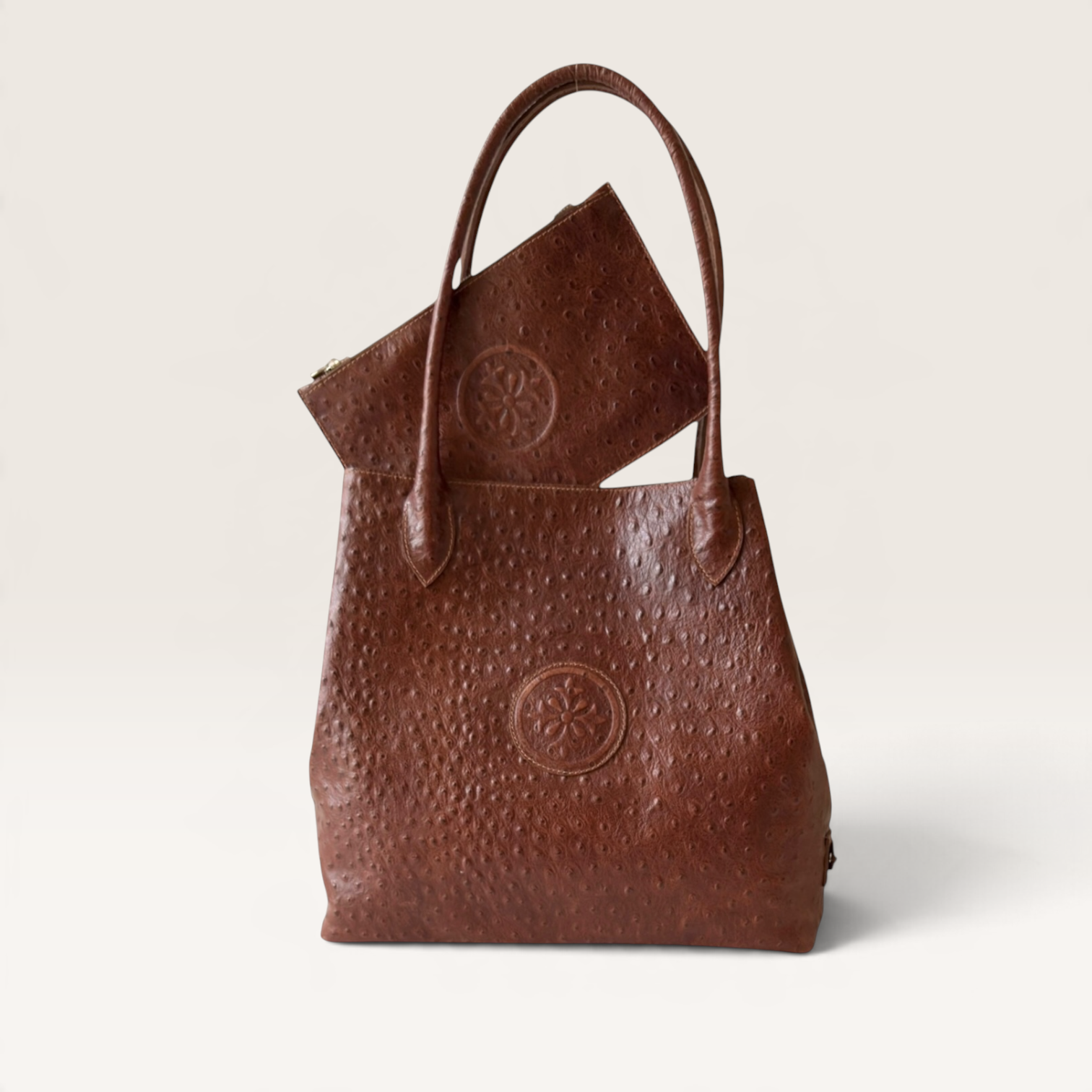 LETIZIA LUXX LUNARES · Cartera de cuero natural, notebook 15"