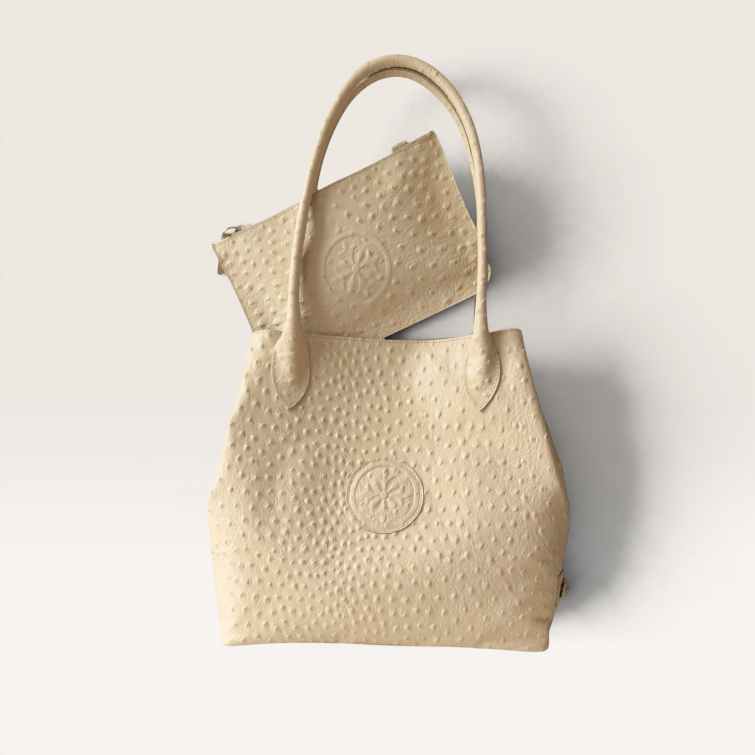 LETIZIA LUXX LUNARES · Cartera de cuero natural, notebook 15"