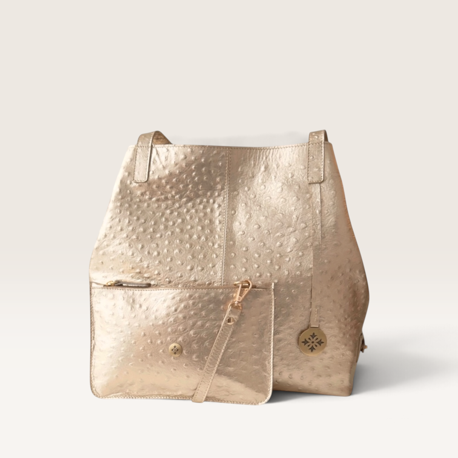 MAXX LUXX LUNARES · Cartera de cuero natural, notebook 15"