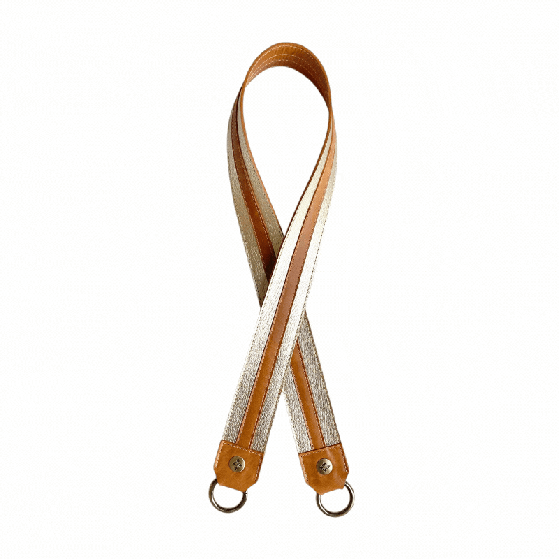 Strap DUO Dorado LC de cuero natural — Carola Guzmán, hecho a mano en Chile