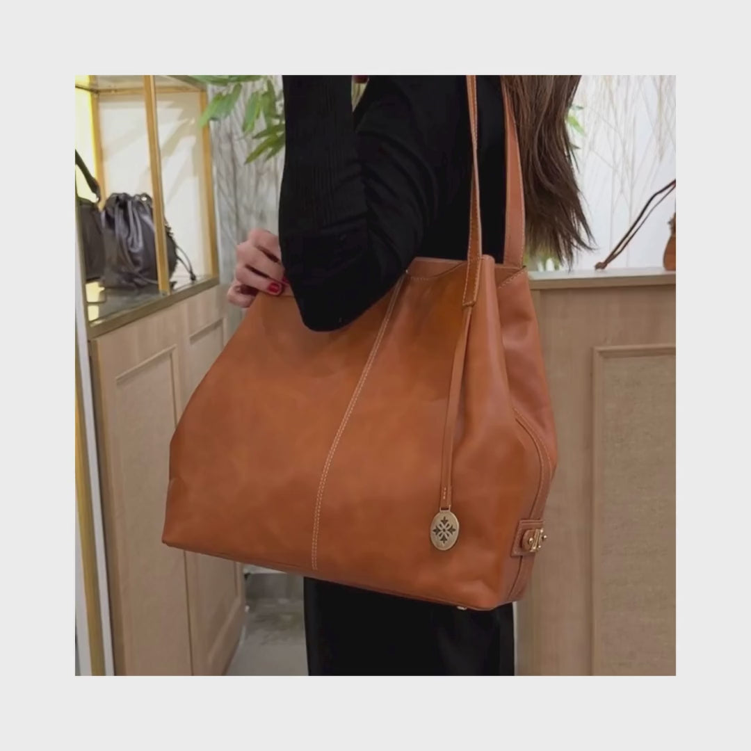 MAXX CARTERA GOLD.